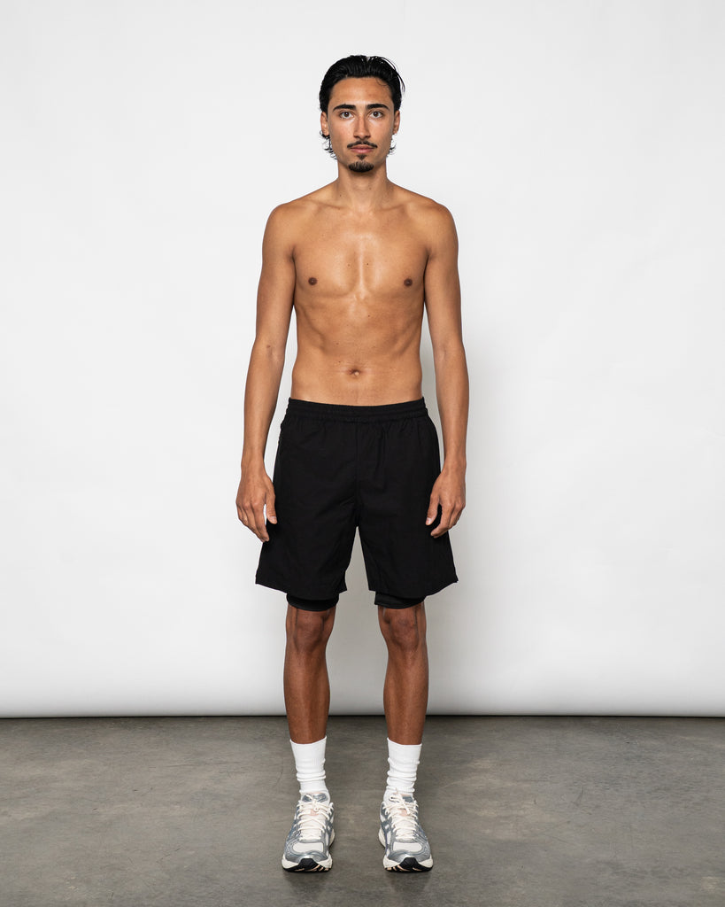 Men’s black training shorts – JOSEPH CARL luxury sportswear with stretch and quick-dry fabric